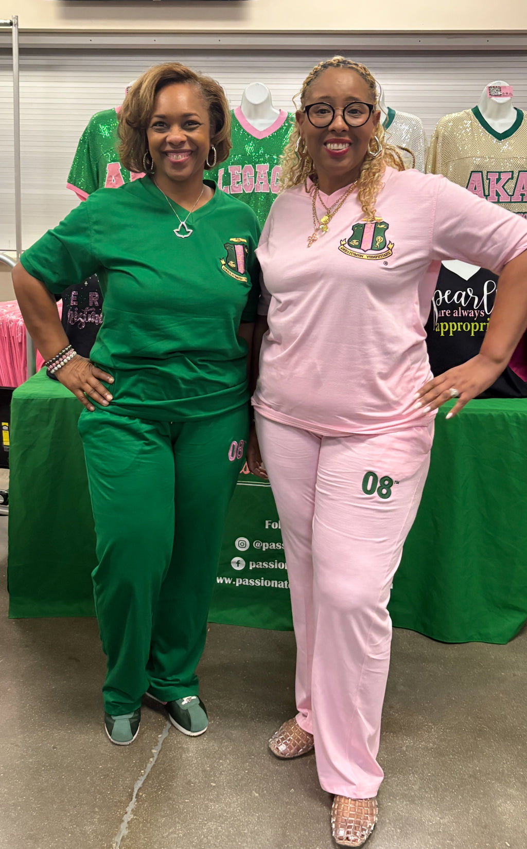 BELLA TRACKSUIT SHORT SLEEVE TOP