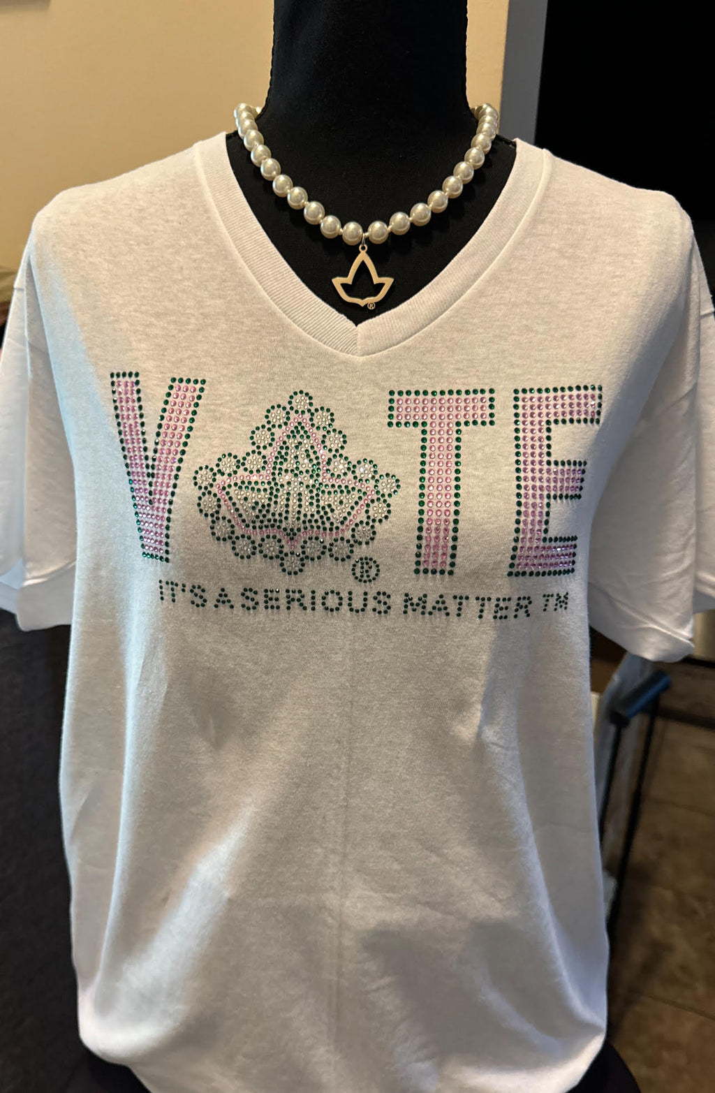 AKA RHINESTONE V NECK VOTE TSHIRT