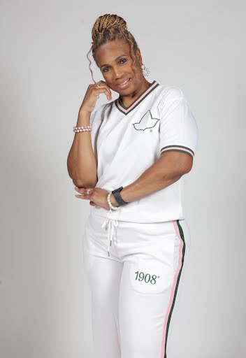 PEBBLES' WHITE TRACK TOP  SHORT SLEEVE
